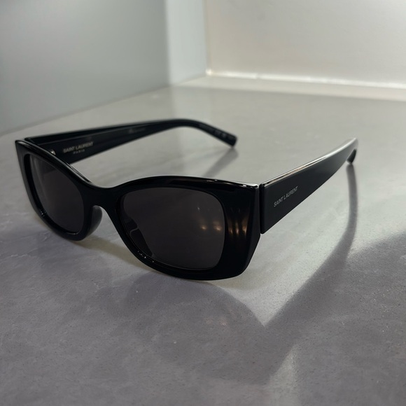Saint Laurent Cat Eye Sunglasses - Picture 3 of 16